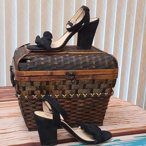 Vince Camuto Women's Vinta Block Heeled Ruffled Sandal Black Size 7M